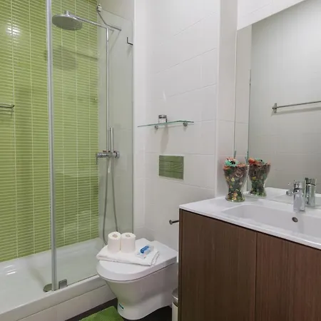 Cozy Flat In The Heart Of Alfama * Lissabon