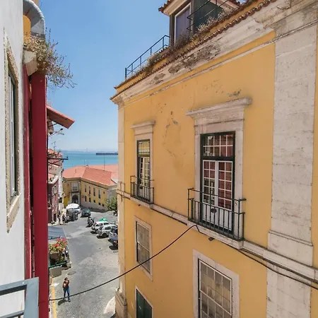 Cozy Flat In The Heart Of Alfama Appartement Lissabon